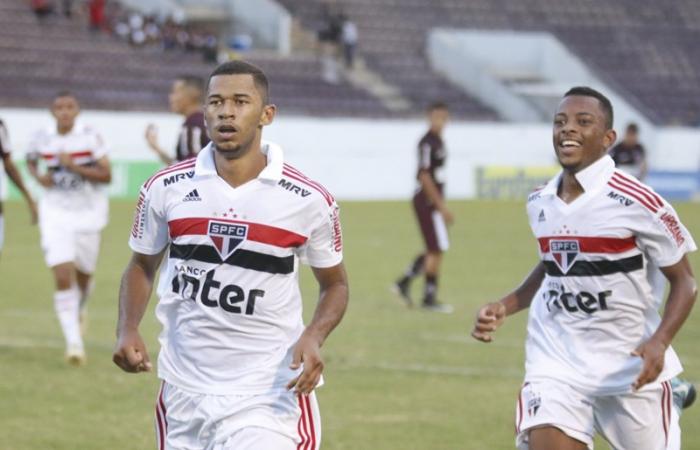 São Paulo empata e termina fase de grupos na vice-liderança da Copa São Paulo