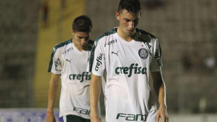 Palmeiras perde do Capivariano, mas termina primeira fase na liderança
