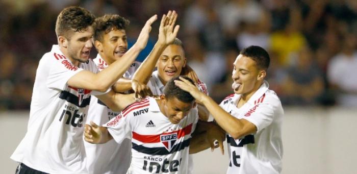 São Paulo vence Cruzeiro nos pênaltis e garante vaga nas semifinais da Copinha