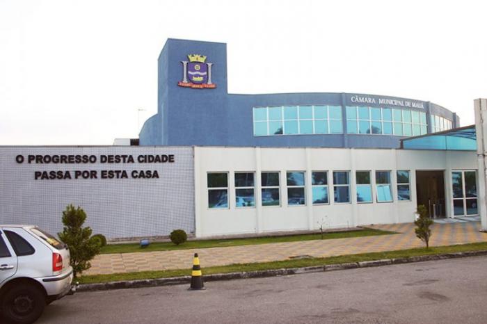 Ignorando a crise que Mauá vive, vereadores aprovam o 13º salário deles e do prefeito