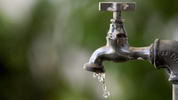 Moradores de Mauá reclamam de falta de água constante
