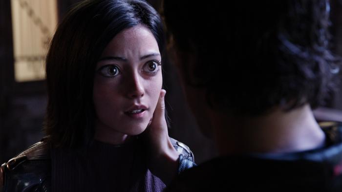 “Alita” supera “Como treinar o seu Dragão 3” e fica com a liderança da bilheteria brasileira