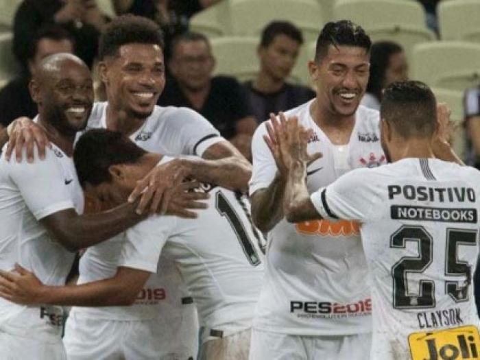 Corinthians vence Ceará fora de casa e abre vantagem na Copa do Brasil