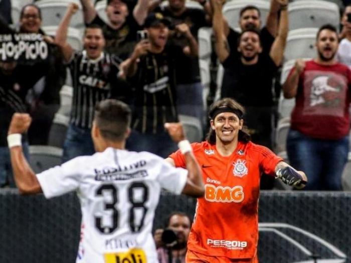 Corinthians vence Ferroviária nos pênaltis e se garante nas semifinais do Paulistão