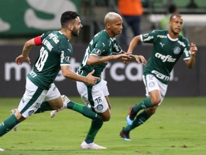 Palmeiras vence Junior por 3 a 0 e encaminha classificação para às oitavas da Libertadores