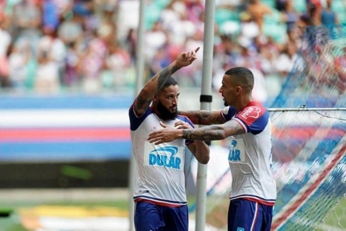 Corinthians é derrotado pelo Bahia em Salvador na estreia do Brasileirão