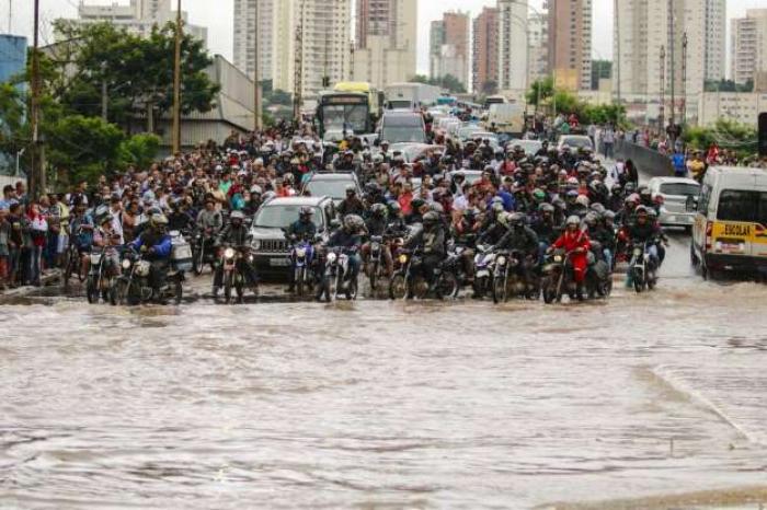 Vítimas de enchente em Mauá ainda não puderam resgatar valor do FGTS