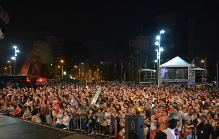 Espetáculo de Natal reúne 7 mil pessoas em Santo André