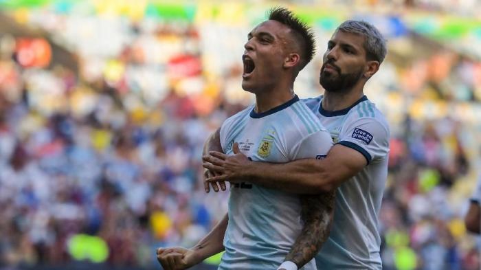 Argentina vence Venezuela e encara Brasil nas semifinais da Copa América