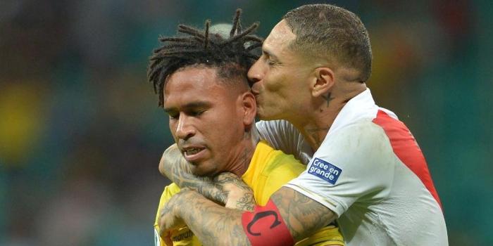 Peru vence Uruguai nos pênaltis e garante classificação para as semifinais