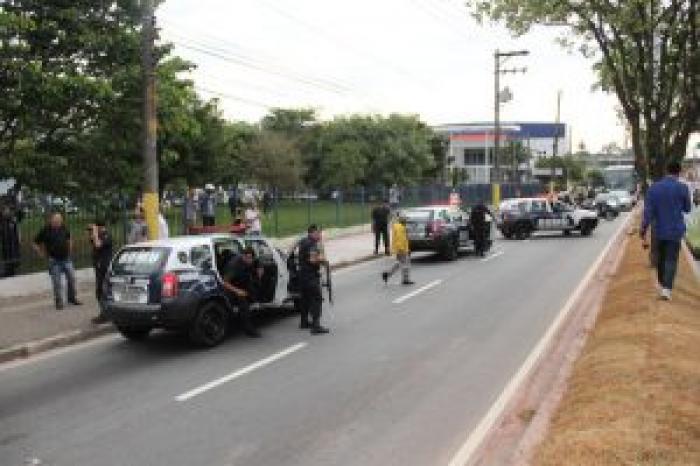 GCM de Mauá intercepta tráfico de drogas no Jd. Elizabeth
