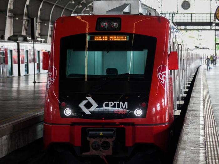 Passagens de trem, metrô e ônibus da Capital têm primeiro dia útil após reajuste