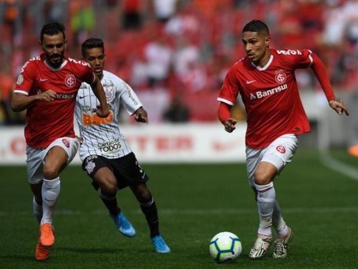Em jogo fraco, Internacional e Corinthians empatam por 0 a 0 no Beira-Rio