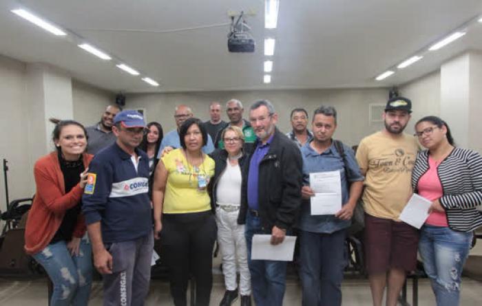 Mauá entrega números oficiais para 180 residências da cidade
