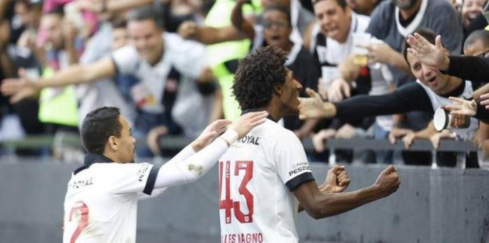 Vasco vence São Paulo em São Januário por 2 a 0
