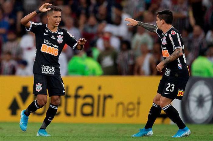 Corinthians empata fora de casa e se classifica para semifinais da Copa Sul-Americana