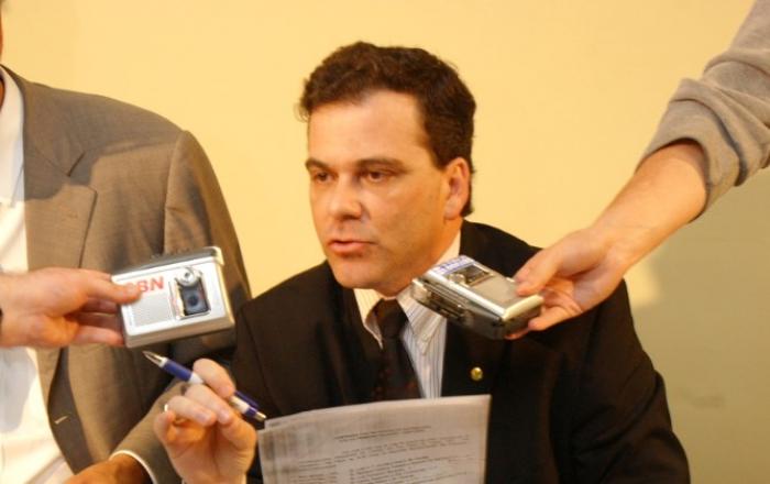 Professor Wagner Rubinelli explica porque as cidades estão entrando em colapso
