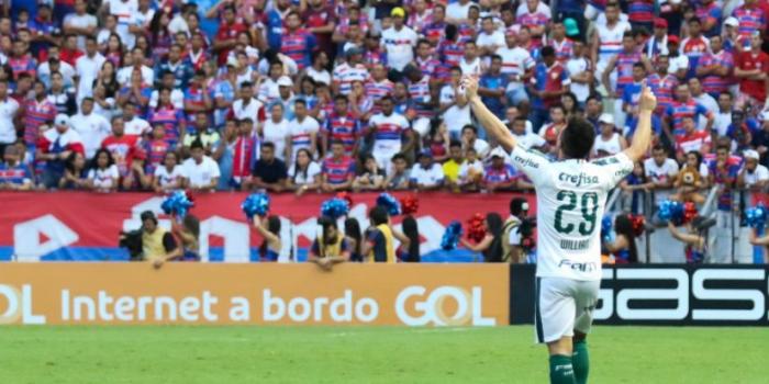 Palmeiras vence Fortaleza fora de casa e segue a três pontos do líder