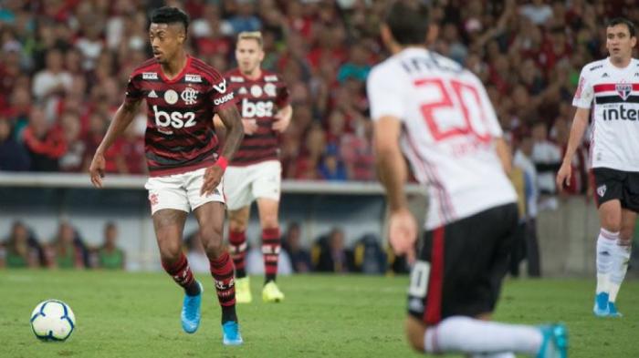 Flamengo e São Paulo empatam sem gols no Maracanã