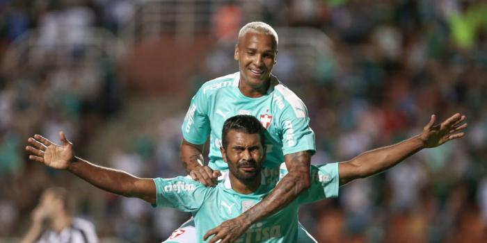Com gol de Thiago Santos, Palmeiras vence Botafogo e reassume vice-liderança