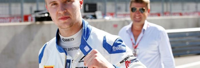 Williams escolhe russo para lugar de Felipe Massa 