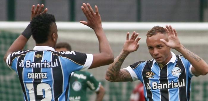 Palmeiras é derrotado em casa pelo Grêmio e Flamengo conquista o Brasileirão
