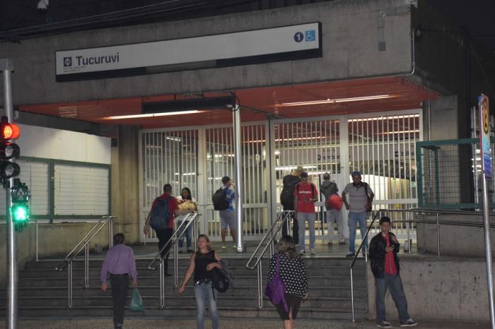 Metrô de SP opera parcialmente nesta quinta-feira