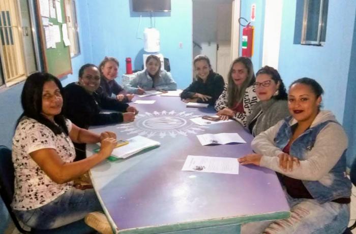 Ageu Lobo reúne grupo de mulheres e lideranças para desenvolver ações sociais
