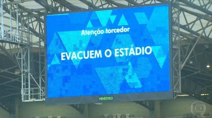 Palmeiras vence Cruzeiro no Mineirão e rebaixa time mineiro