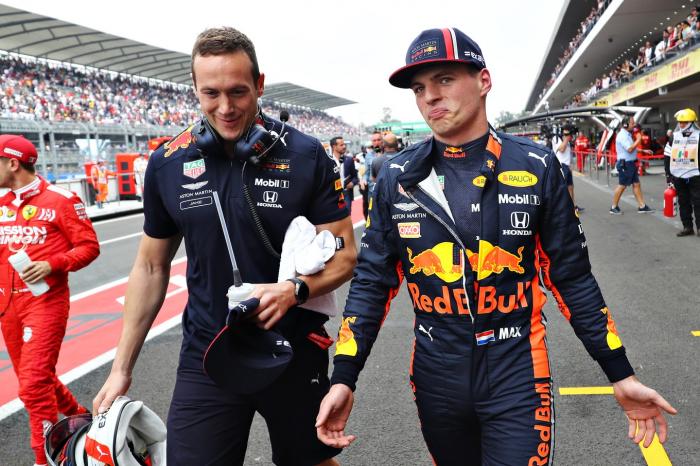 Verstappen estende contrato até 2023 e permanece na Red Bull