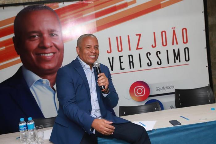 Formação para pré-candidatos de Mauá reúne mais de 70 pessoas no escritório político do Juiz João Verissimo