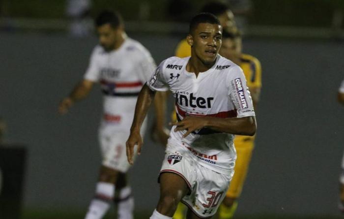 São Paulo derrota Madureira e avança a 2ª fase da Copa do Brasil