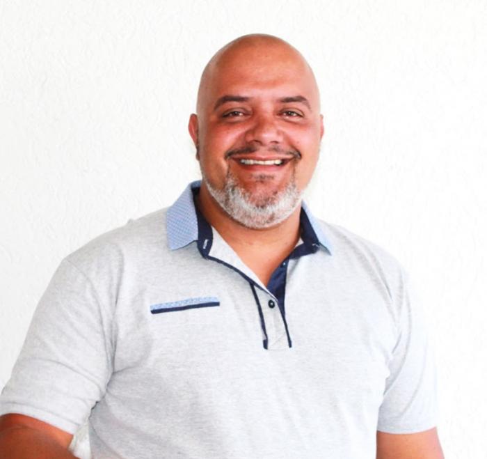 Ageu Lobo parabeniza enfermeiros(as), defende valorização, e jornada de 30h para a categoria