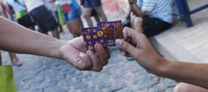 Ministério da Saúde distribuirá 100 milhões de preservativos no carnaval