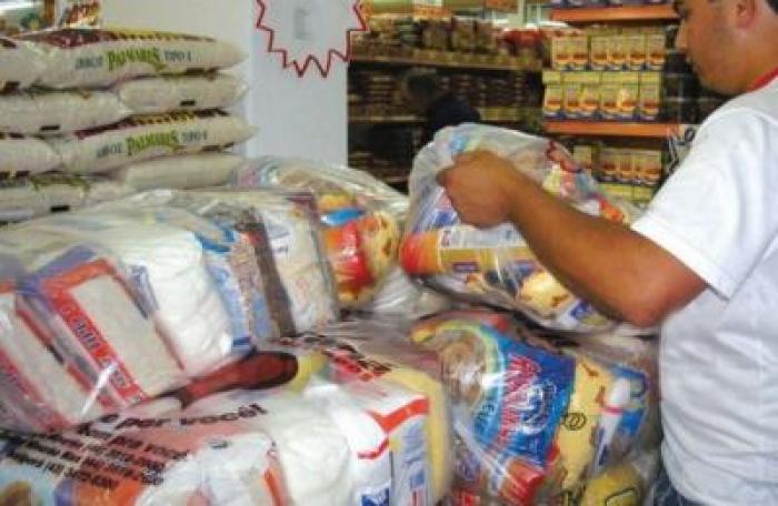 Valor da cesta básica sobe em todas as 20 capitais pesquisadas em janeiro, diz Dieese