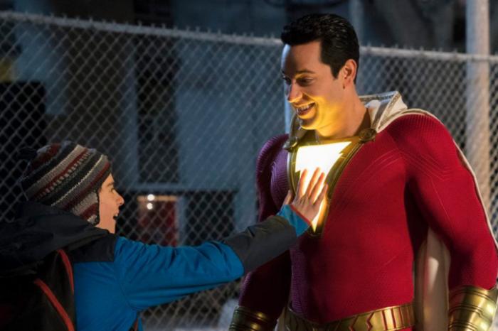 “Shazam!” lidera bilheteria brasileira dominada por cinemas drive-in