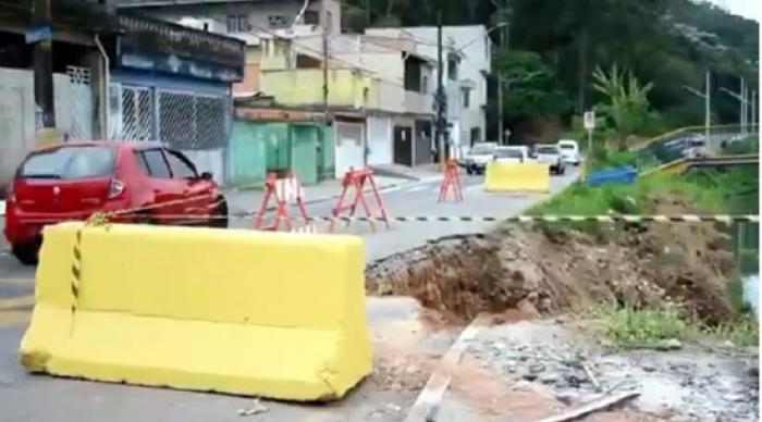 Professor Betinho critica obras eleitoreiras e mal planejadas 