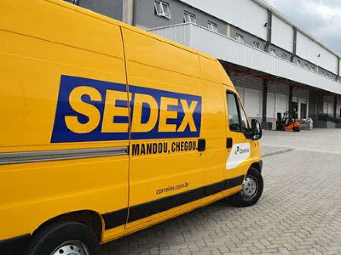 TST determina reajuste de 2,6% para funcionários dos Correios e greve deve acabar