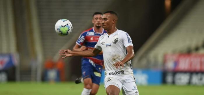 Santos perde pênalti e é derrotado pelo Fortaleza fora de casa