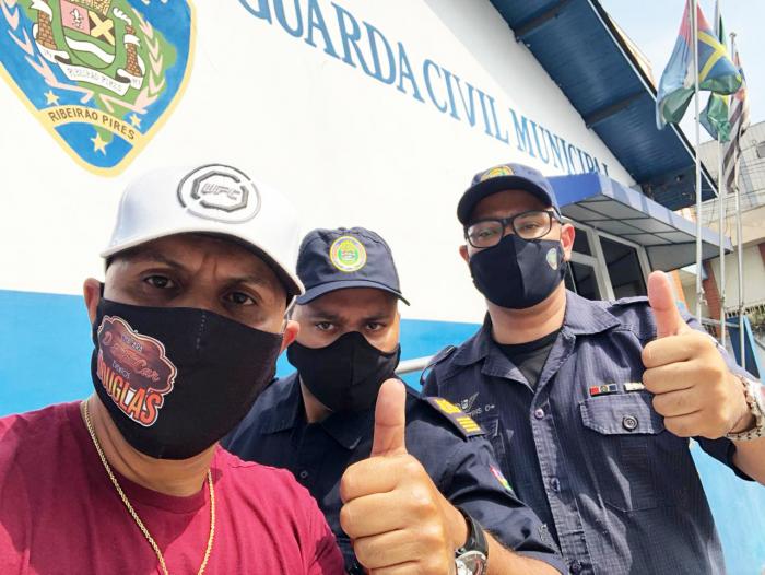 Douglas Borgoni visita base da GCM de Ribeirão Pires e busca diálogo para criar novos projetos