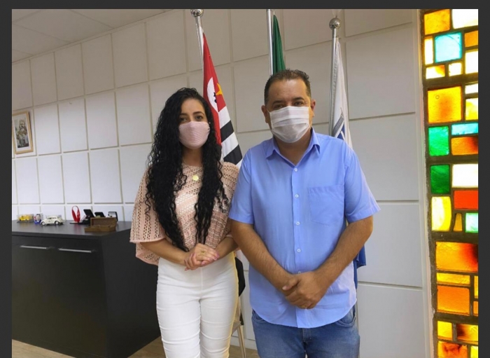 Wanessa Bomfim debate necessidades da população mauaense com o prefeito