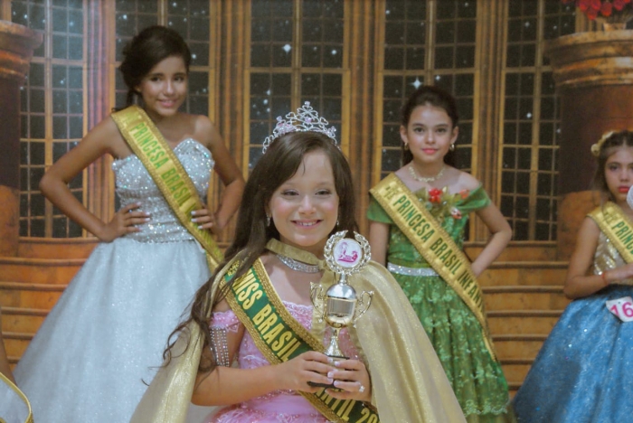 Mauaense Rafa Barretta é eleita Miss Brasil Infantil 2021