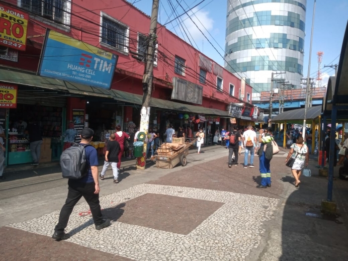 Comércios em Mauá funcionam na fase vermelha do Plano SP