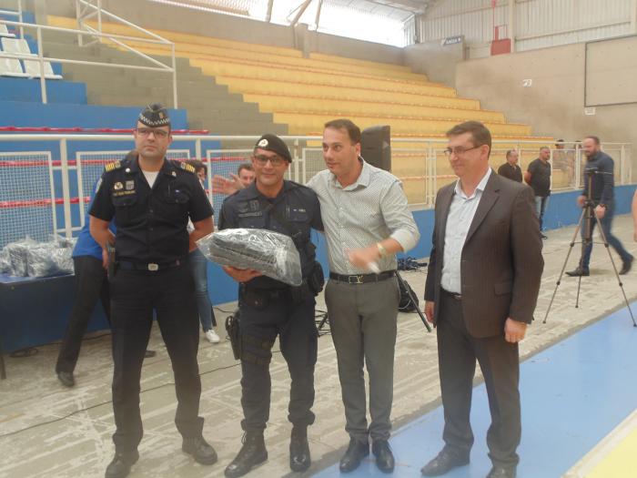 Guarda Civil Municipal e Defesa Civil de Mauá recebem novos uniformes