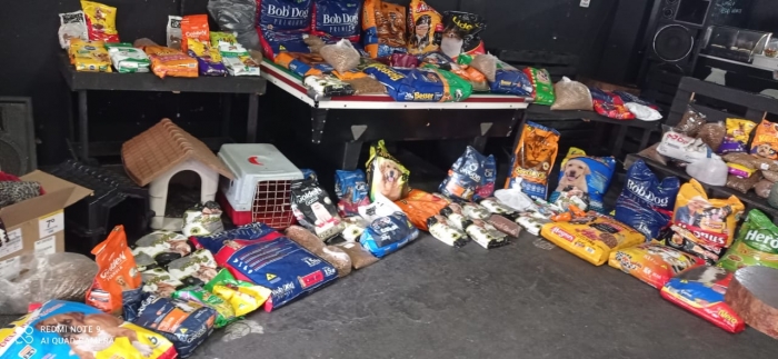 Abutre’s Motoclube de Mauá arrecada mais de uma tonelada de rações em drive-thru solidário