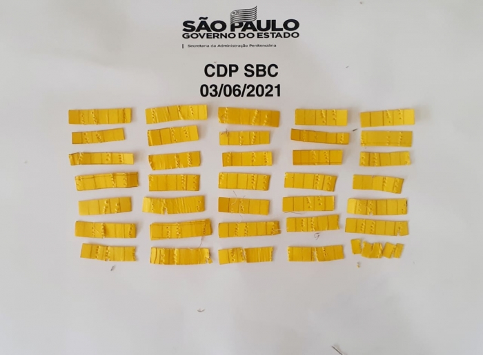 Agentes encontram ilícitos escondidos em bermudas no CDP de São Bernardo do Campo 