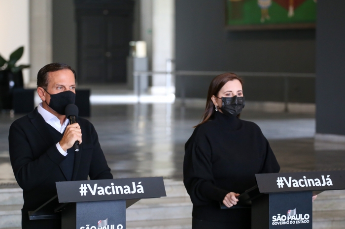 Vacinação do público geral contra o coronavírus é antecipada em 15 dias em São Paulo