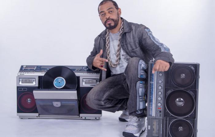 SESI Mauá recebe rapper Thaíde