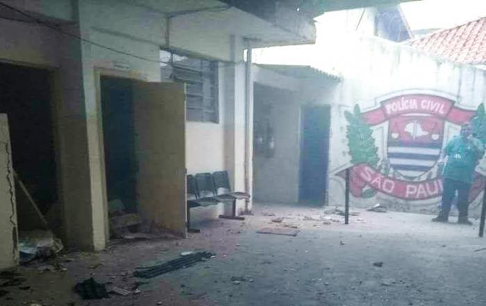 Explosão no 1º DP de Mauá deixa três feridos
