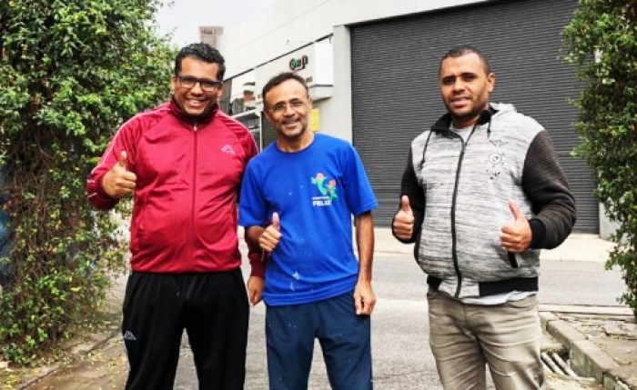Robson Santos visita projeto Garotinho Feliz 